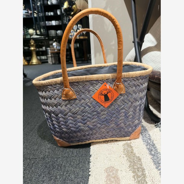 Madam Gr�skar - Strandtaske Bl� 39x25 cm.