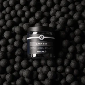 M�n Shop - Dark Sky, hvid chokolade, r�lakrids & flagesalt 150g