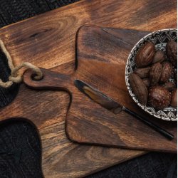 J-Line - Skrebrt i tr Brun 60x35 cm. 