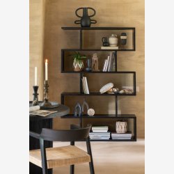 J-Line - Asymmetrisk reol i mango tr 120x180x30cm, Sort