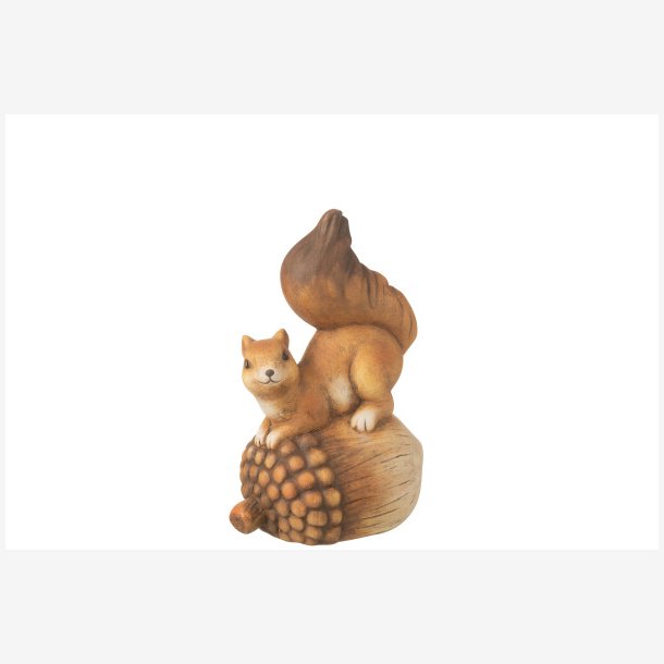 J-Line - Egern p agern figur H: 19 L: 11,5 B: 9 cm. porceln