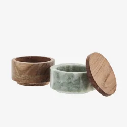 Madam Stoltz - Box rund 2 rum, Salt &amp; Peber kar, Grn Marmor/Mangotr D: 8 : 9 cm.