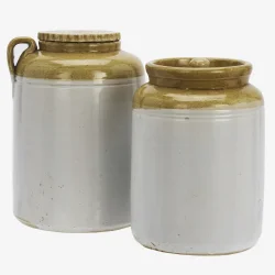 Madam Stoltz - Opbevaringskrukke m/lg UNIKA Stentj Ca. D:15-20 H: 17-25 cm.