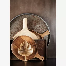 Madam Stoltz - Rund bakke i jern (p vej i juli)