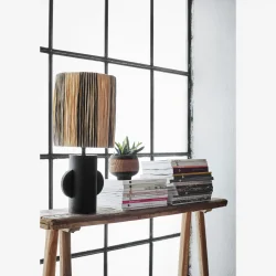 Madam Stoltz - konsolbord i genanvendt tr