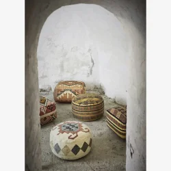 Madam Stoltz - H�ndv�vet Uld Puf