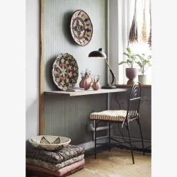 Madam Stoltz - Kande Stentj D: 18,5 H: 16 cm / 1 L.