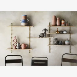 Madam Stoltz - Vgreol med tr hylder