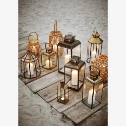 Madam Stoltz - Lanterne m/hank messing look B: 14x14 - H: 26 cm.