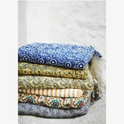 Madam Stoltz - Pudehynde til stol 45x45cm