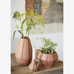 Madam Stoltz - Genbrugs Trbord