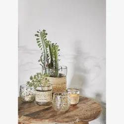 Madam Stoltz - Kaffebord i genanvendt tr