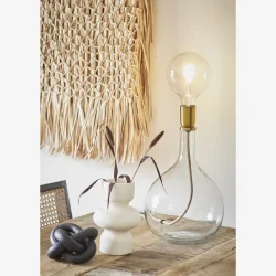 Madam Stoltz - Genbrugs Trbord