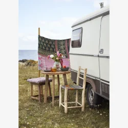 Madam Stoltz - Genanvendt tr skammel