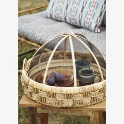 Madam Stoltz - Genanvendt tr skammel