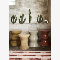 madam Stoltz - jern skammel