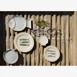 Madam Stoltz - Glasfad Fiskeform Bl� 18 cm.