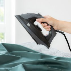 Damp Strygejern Effekt: 16501950W Ledning: 1,9 meter fleksibel ledning med sikker VDE-stik