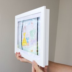 Ramme til A4 tegninger Sort eller Hvid 33 x 24,3 x 3 cm.