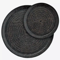 Madam Stoltz - Dekorationsfad m/hammerslede detaljer aluminium m/"Sort" finish