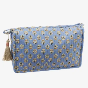 Madam Stoltz - Toilettaske Quilt Bl�/ecru/karamel/sort 30x9x20 cm.